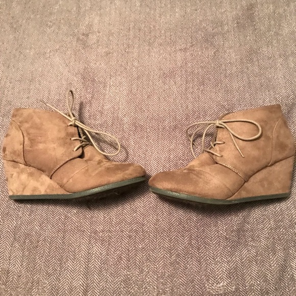 Booties - Picture 6 of 6